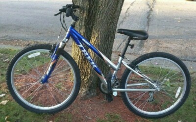 2006 trek 820